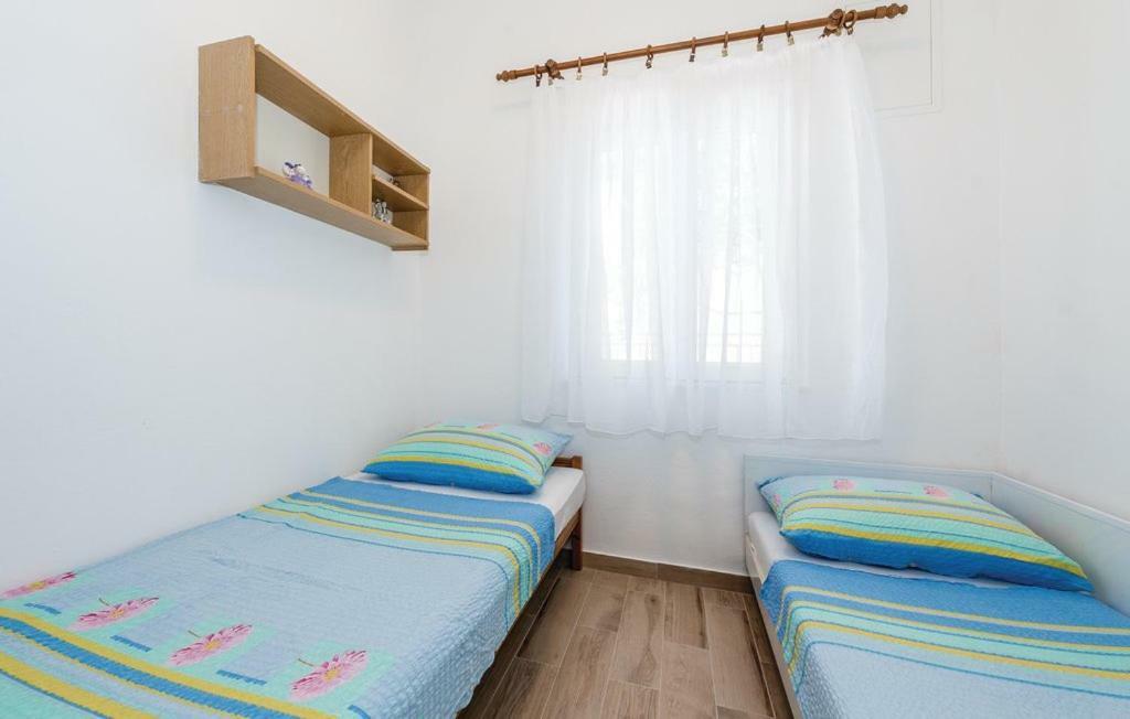 Holiday Home Gveric Vodice Eksteriør billede